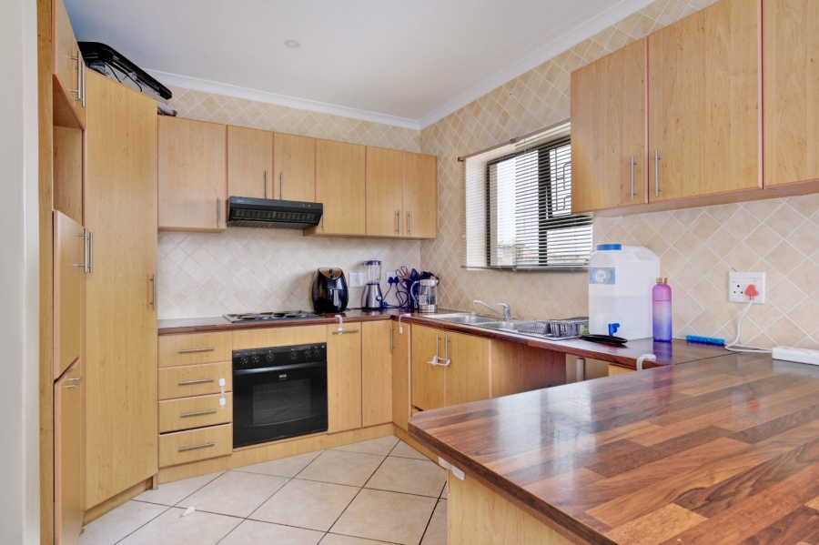 3 Bedroom Property for Sale in Parsonsvlei Eastern Cape